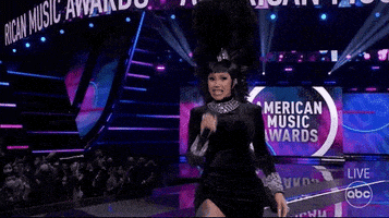 每日GIF(2021-11-22)的gif-Excited Cardi B GIF by AMAs