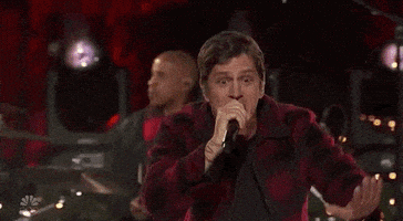 每日GIF(2021-12-02)的gif-Christmas In Rockefeller Center GIF by NBC