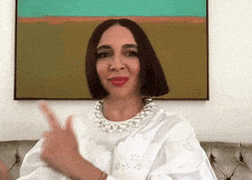 每日GIF(2021-12-07)的gif-Happy Maya Rudolph GIF by The Tonight Show Starring Jimmy Fallon