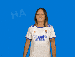 每日GIF(2021-12-09)的gif-Football Laughing GIF by Real Madrid