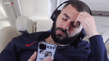 每日GIF(2021-12-13)的gif-Happy Wink GIF by Equipe de France de Football