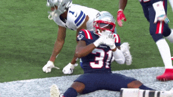 每日GIF(2021-12-19)的gif-Happy Jonathan Jones GIF by New England Patriots