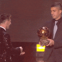 每日GIF(2021-12-20)的gif-Ligue 1 Love GIF by DAZN