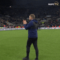每日GIF(2021-12-28)的gif-Newcastle United Applause GIF by Newcastle United Football Club