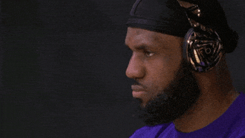 每日GIF(2021-12-31)的gif-Vibing Lebron James GIF by NBA