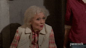 每日GIF(2022-01-01)的gif-Betty White Snl GIF by MacGruber