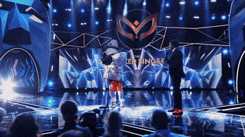 每日GIF(2022-01-03)的gif-Fox Tv GIF by The Masked Singer