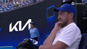 每日GIF(2022-01-05)的gif-Look Out Wake Up GIF by Tennis TV