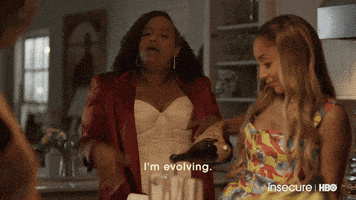 每日GIF(2022-01-07)的gif-Growing Issa Rae GIF by Insecure on HBO