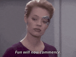 每日GIF(2022-01-15)的gif-Shall We Begin Star Trek Voyager GIF by Star Trek
