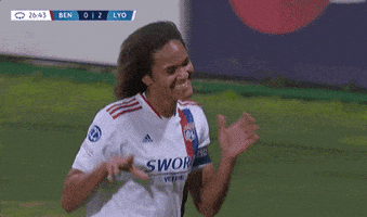 每日GIF(2022-01-15)的gif-Womens Football GIF by UEFA
