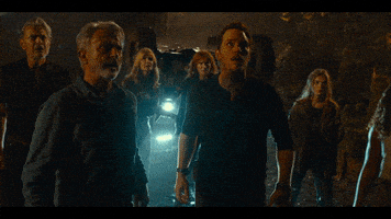 每日GIF(2022-02-11)的gif-Dont Move Lauradern GIF by Jurassic World