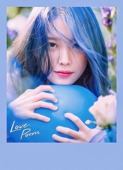 李知恩 2019 “Love, poem” 巡回演唱会 首尔站的海报-其他海报
