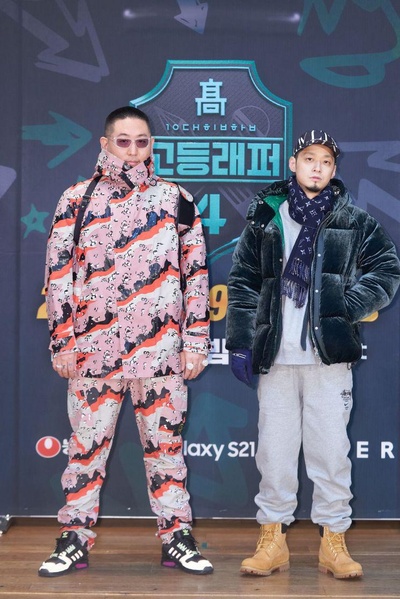 高校Rapper 第四季的海报-正式海报
