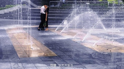 手机拍过的有故事感的画面的图片-手机视频边拍边截图的照片～