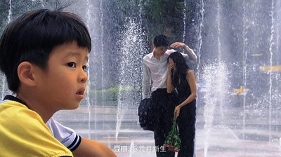 手机拍过的有故事感的画面的图片-手机视频边拍边截图的照片～