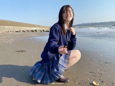 日常JK制服穿搭的图片-都快37的人了，其实这个年纪都不太好意思穿JK了，可这是童年梦想啊，哈哈哈哈哈