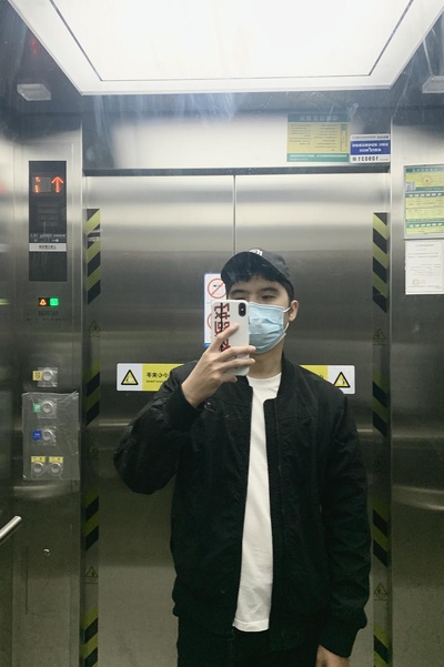 男生穿搭指南的图片-一直不太会买衣服、搞穿搭，柜子里都是基本款纯色。另外，人熟透了是不是就会懒得讲究，就会随手穿？！