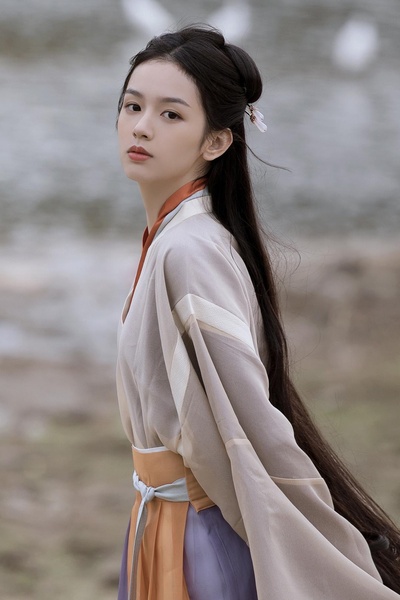 文艺作品中让你印象深刻的中式妆容的图片-古风（转发）！