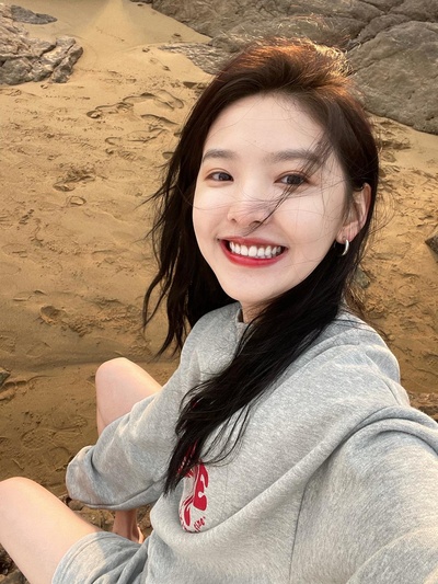 影视作品中惊艳的灵气角色的图片-她好漂亮