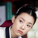 同伊