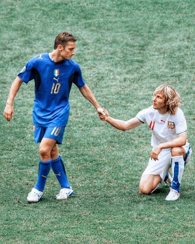 Czech Republic vs Italy的海报-正式海报