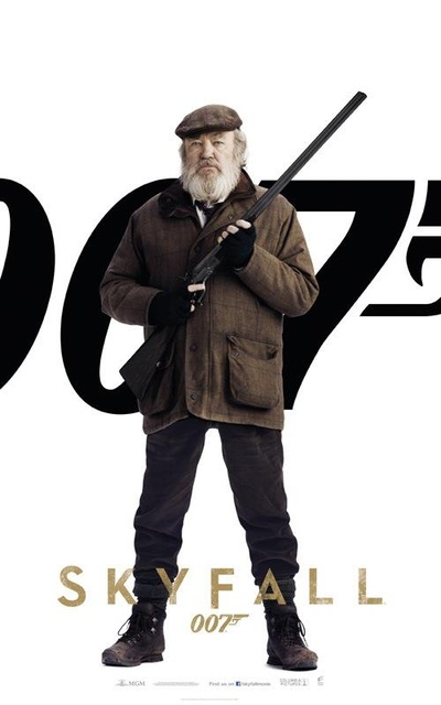 007：大破天幕杀机的海报-角色海报 英國