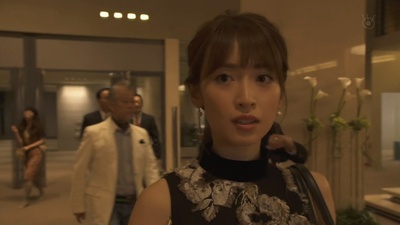 金装律师(日版)的海报-角色海报 泉里香