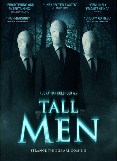 高大的男人的海报-正式海报