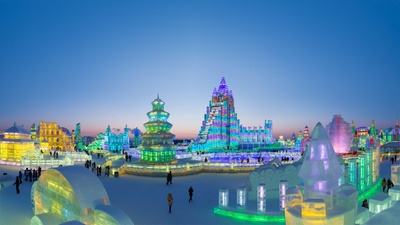(20190106)的图片-哈尔滨冰雪节，中国 (© Gavin Hellier/Getty Images)