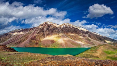 喜马拉雅山脉的钱德拉塔尔湖，印度 (© f9photos/Getty Images Plus)(20191103)的图片-喜马拉雅山脉的钱德拉塔尔湖，印度 (© f9photos/Getty Images Plus)
