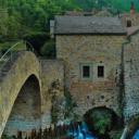 杜尔比河峡谷中的Moulin de Corp和小桥，法国Grands Causses自然公园 (© Hemis/Alamy)(20200613)