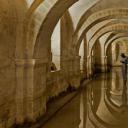 被洪水淹没的温彻斯特大教堂地下室，英国汉普郡 (© Oliver Hoffmann/Alamy)(20200715)