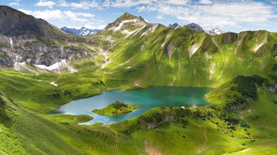 巴伐利亚州Schrecksee湖的全景图，德国 (© wingmar/E+/Getty Images)(20200821)的图片-巴伐利亚州Schrecksee湖的全景图，德国 (© wingmar/E+/Getty Images)