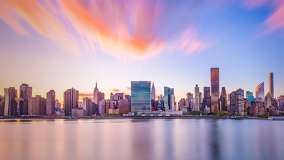 纽约市的天际线与联合国总部大楼 (© Sean Pavone/Alamy)(20201024)的图片-纽约市的天际线与联合国总部大楼 (© Sean Pavone/Alamy)