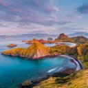 弗洛勒斯岛上的纳闽巴霍，印度尼西亚科莫多国家公园 (© Thrithot/Adobe Stock)(20210306)