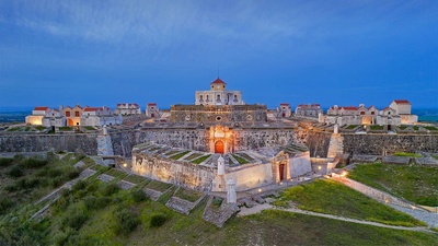 埃尔瓦什附近的格拉萨圣母堡，葡萄牙 (© Luis Pina Photography/Shutterstock)(20210609)的图片-埃尔瓦什附近的格拉萨圣母堡，葡萄牙 (© Luis Pina Photography/Shutterstock)