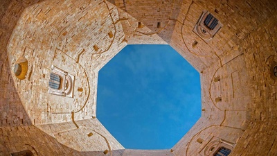 蒙特城堡，意大利普利亚大区 (© Toni Spagone/Alamy)(20210803)的图片-蒙特城堡，意大利普利亚大区 (© Toni Spagone/Alamy)