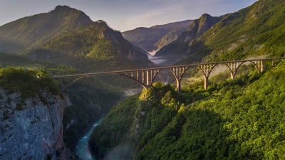 杜德维卡塔拉大桥，黑山 (© Hike The World/Shutterstock)(20210831)的图片-杜德维卡塔拉大桥，黑山 (© Hike The World/Shutterstock)