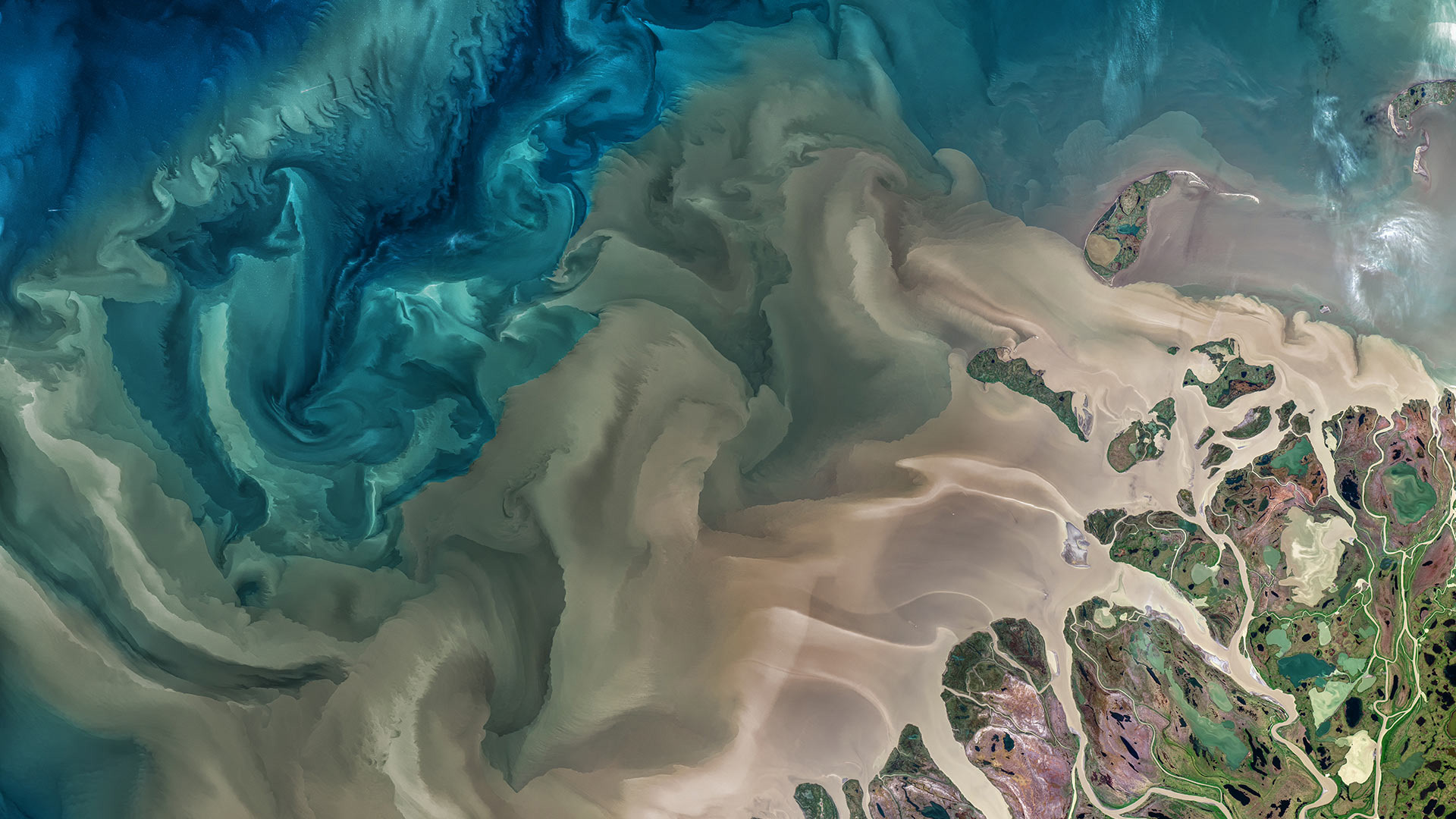 注入海中的马更些河，加拿大 (© Norman Kuring, GSFC/NASA/USGS Landsat)(20210926)的图片-注入海中的马更些河，加拿大 (© Norman Kuring, GSFC/NASA/USGS Landsat)