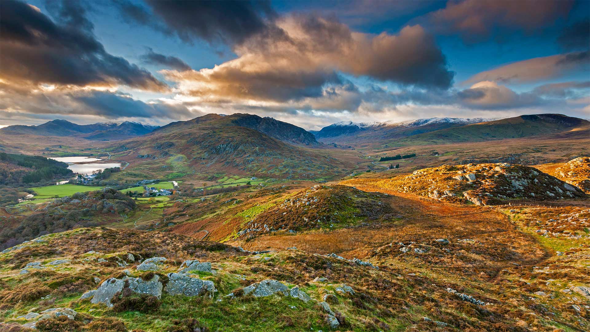 史诺多尼亚国家公园的Capel Curig，英国威尔士 (© Sebastian Wasek/Sime/eStock Photo)(20211018)的图片-史诺多尼亚国家公园的Capel Curig，英国威尔士 (© Sebastian Wasek/Sime/eStock Photo)