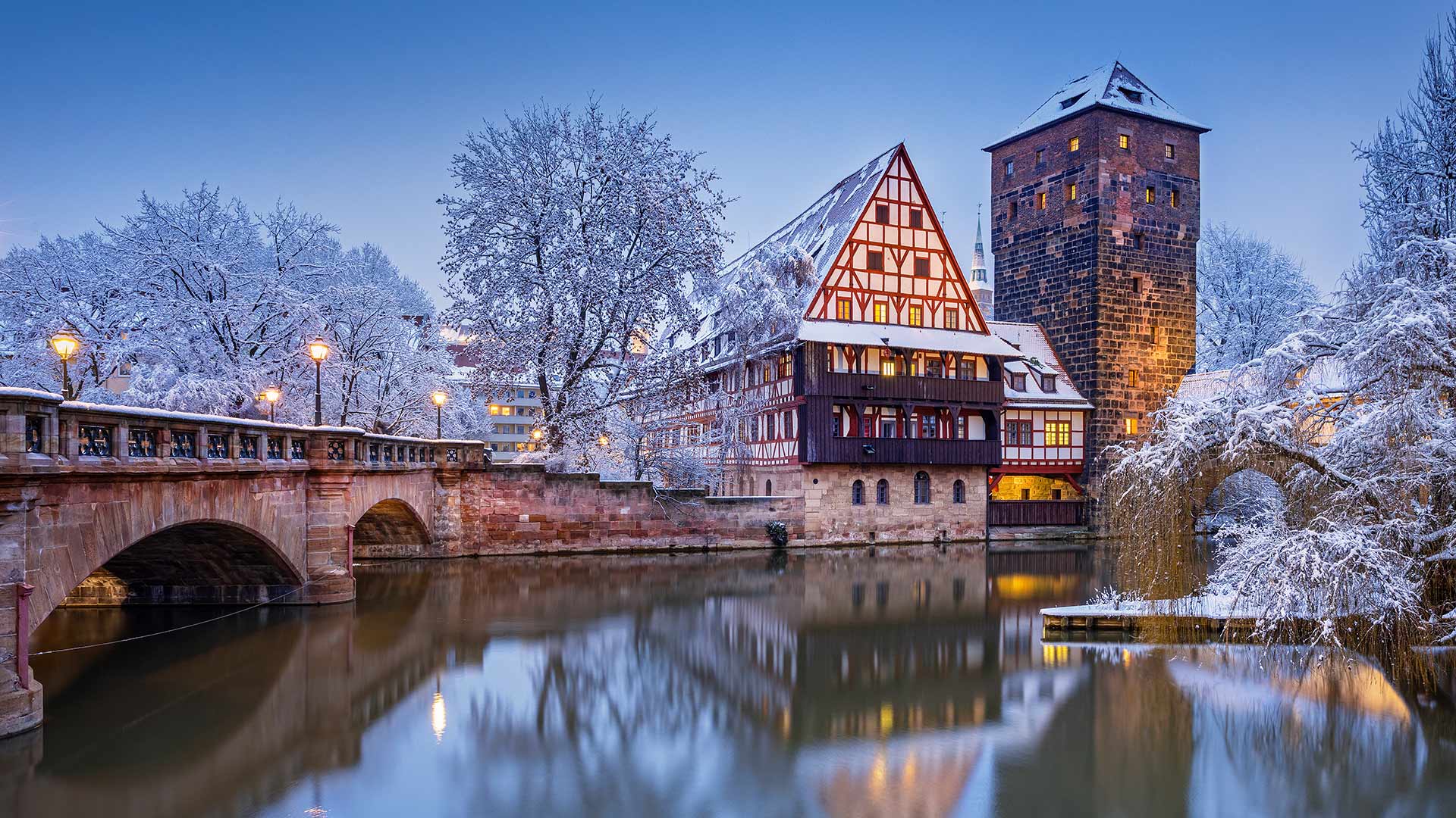 佩格尼茨河上的葡萄酒窖，德国纽伦堡 (© Reinhard Schmid/Huber/eStock Photo)(20220304)的图片-佩格尼茨河上的葡萄酒窖，德国纽伦堡 (© Reinhard Schmid/Huber/eStock Photo)