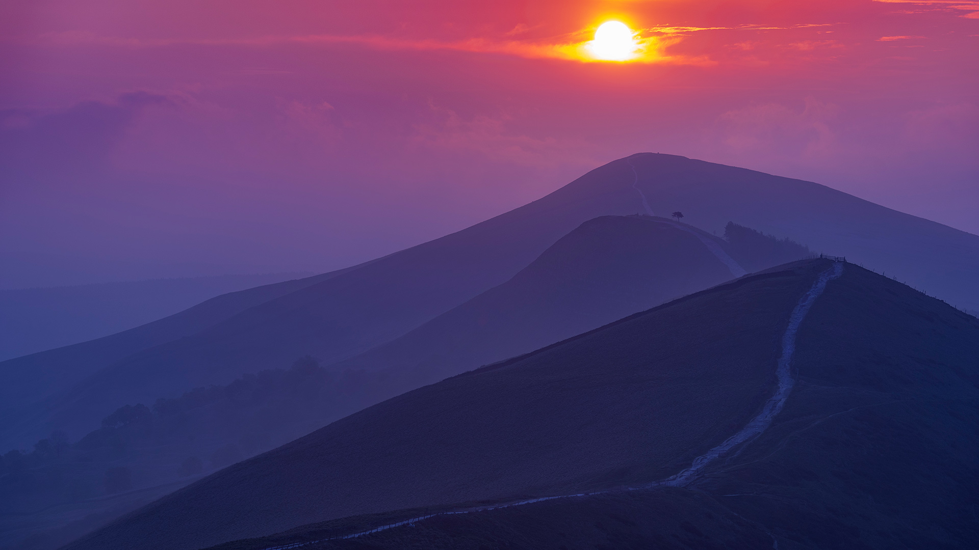 大脊山，英格兰峰区国家公园 (© John Finney Photography/Moment/Getty Images)(20220428)的图片-大脊山，英格兰峰区国家公园 (© John Finney Photography/Moment/Getty Images)